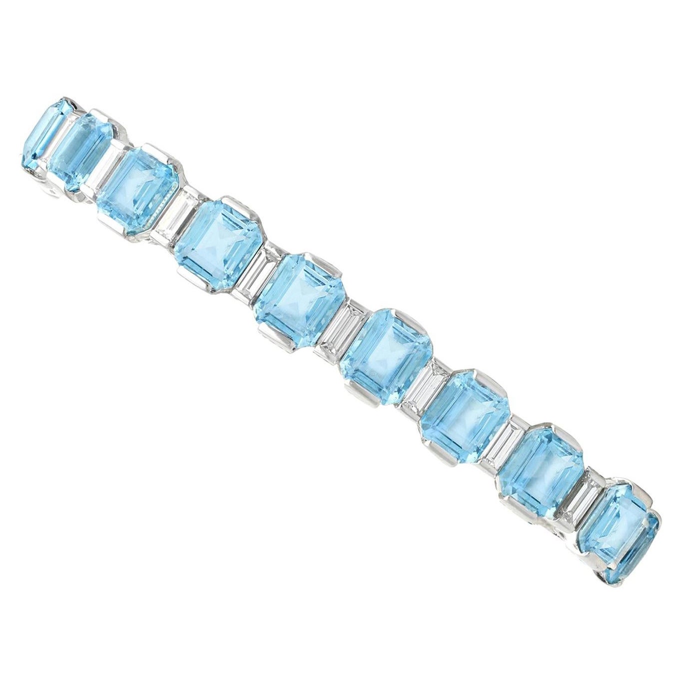 30.10 Carat Aquamarine and 6.30 Carat Diamond Platinum Bracelet