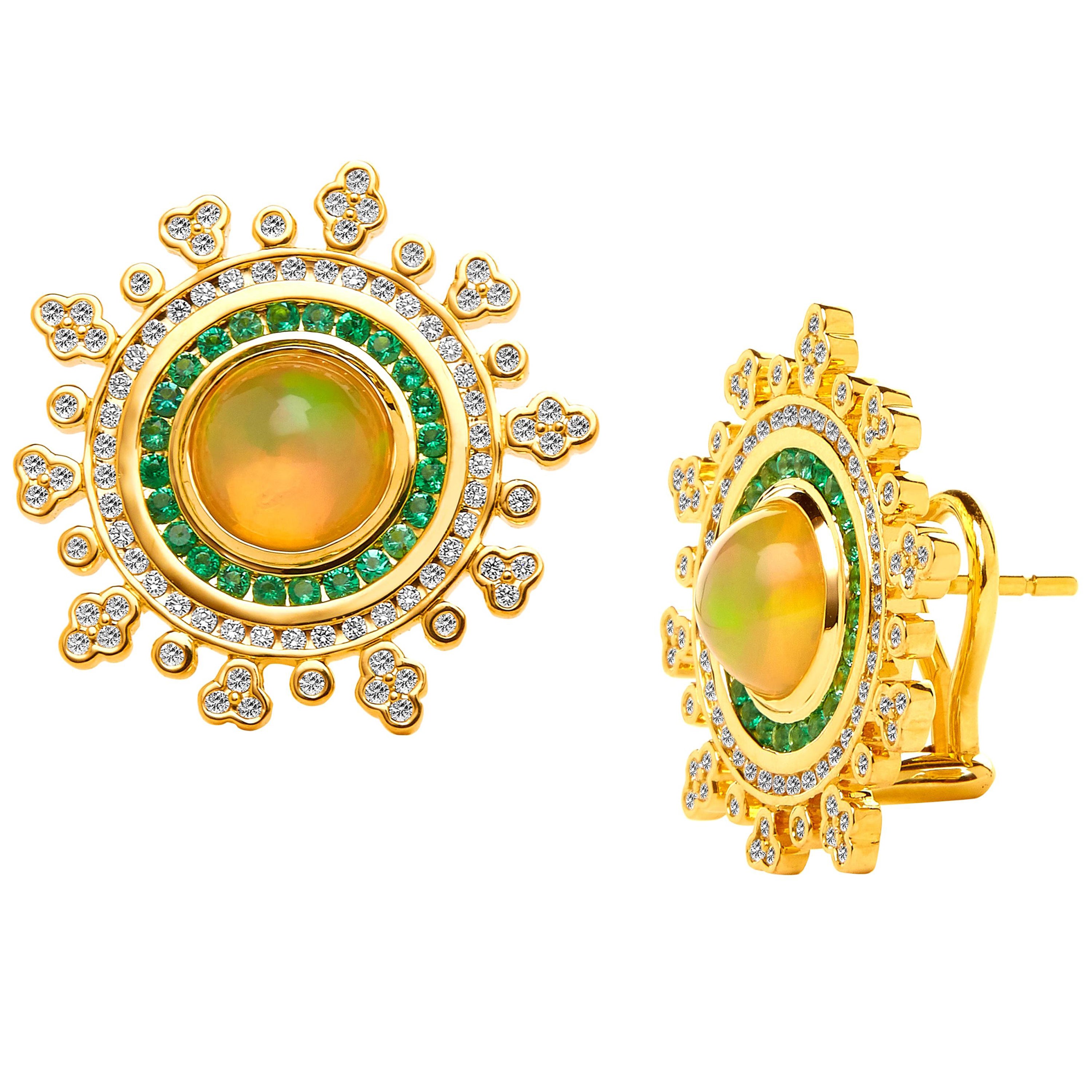 Syna Boucles d'oreilles en or jaune, opale et émeraude avec diamants champagne