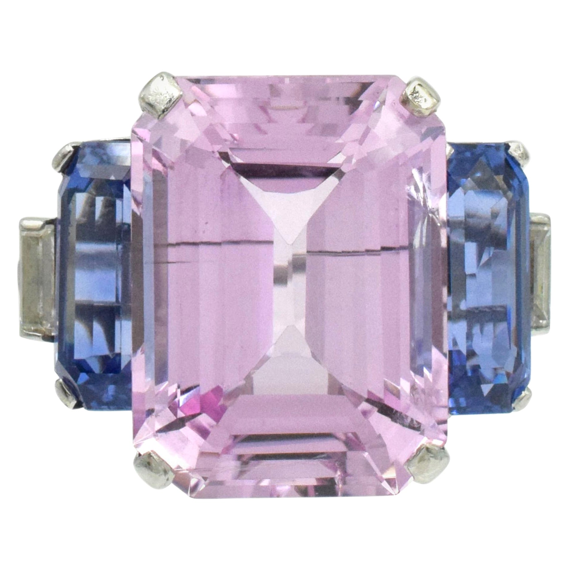 Anillo Cartier Topacio Rosa, Zafiro Azul y Diamante