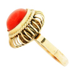 Cabochon Coral Ring Retro 1960s 14 Karat Yellow Gold