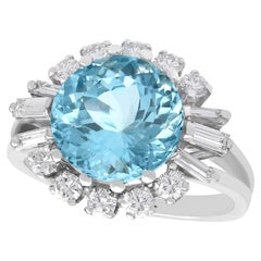 Bague cocktail en or blanc avec aigue-marine de 5,22 carats et diamants de 1,10 carat