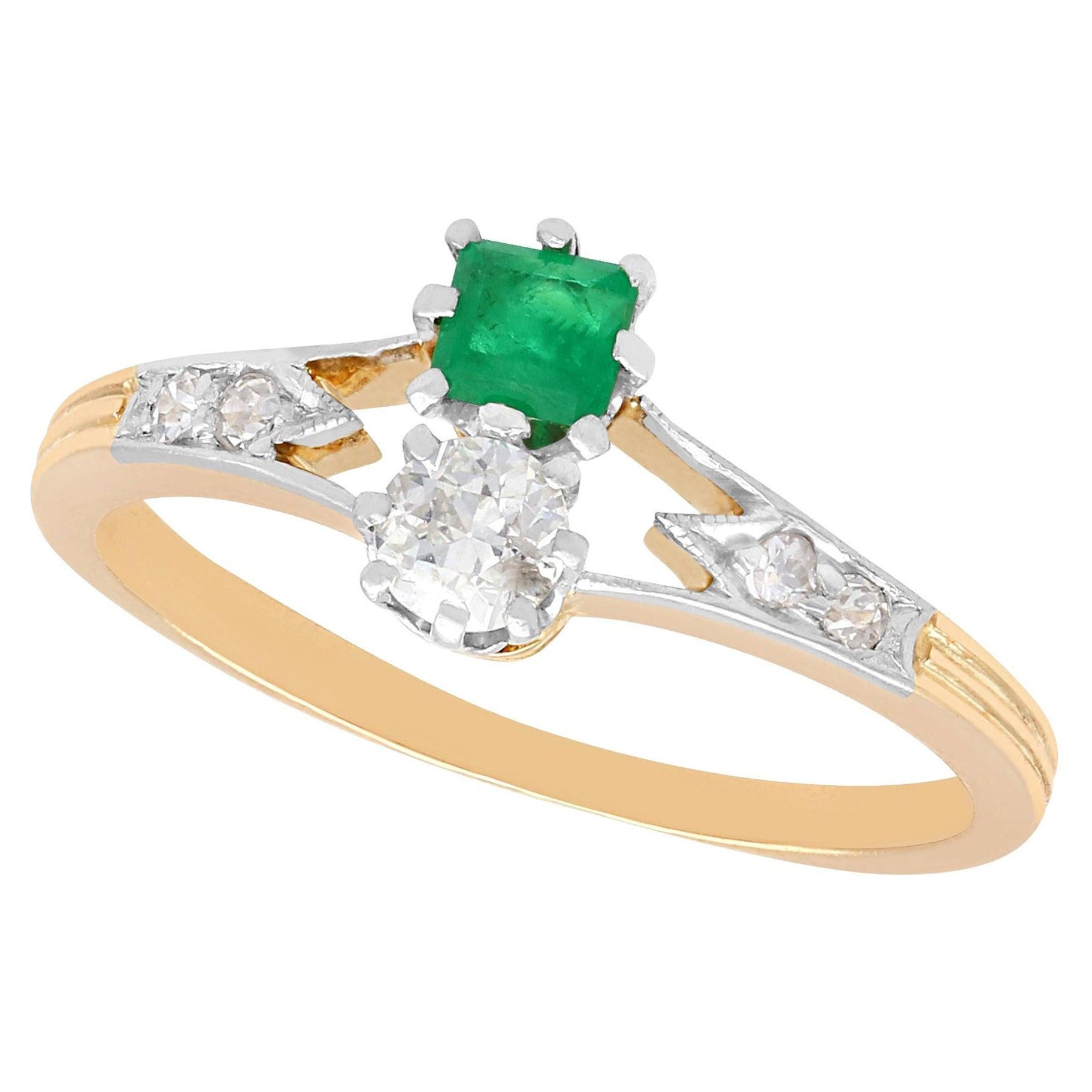 1920s Emerald and Diamond Yellow Gold Cocktail Ring For Sale