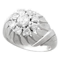 Anillo de cóctel vintage de oro blanco y diamantes de 1,13 quilates