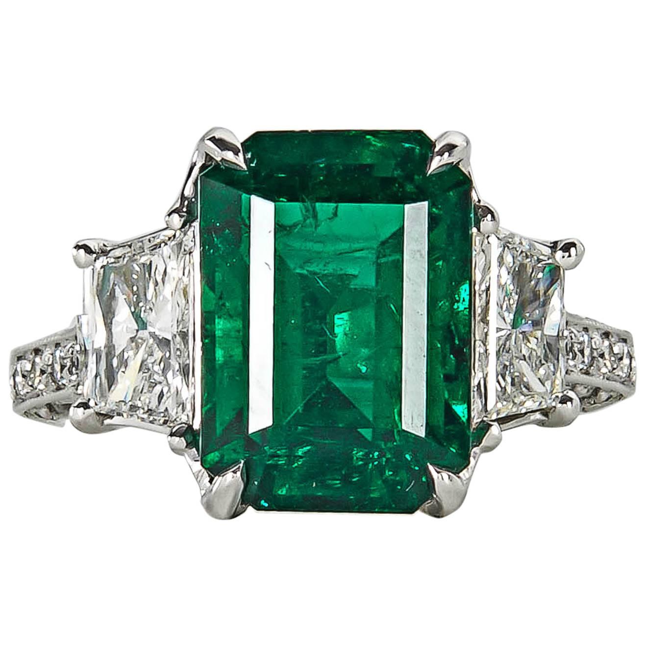 Sehr feiner GIA Smaragd Diamant Platin Ring