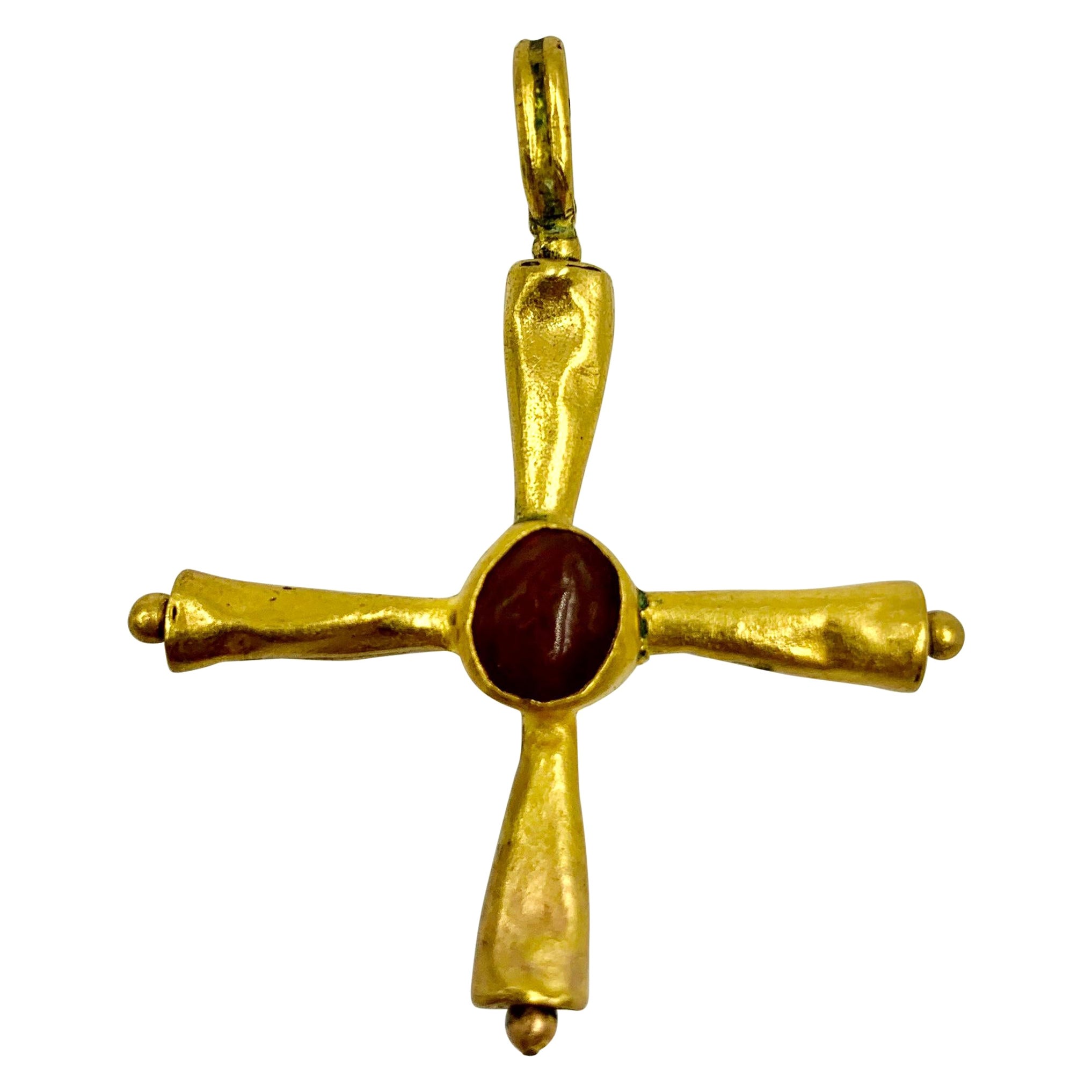 Ancient Byzantine Gold Cabochon Carnelian Double Sided Cross, 6-7th Century A.D. For Sale