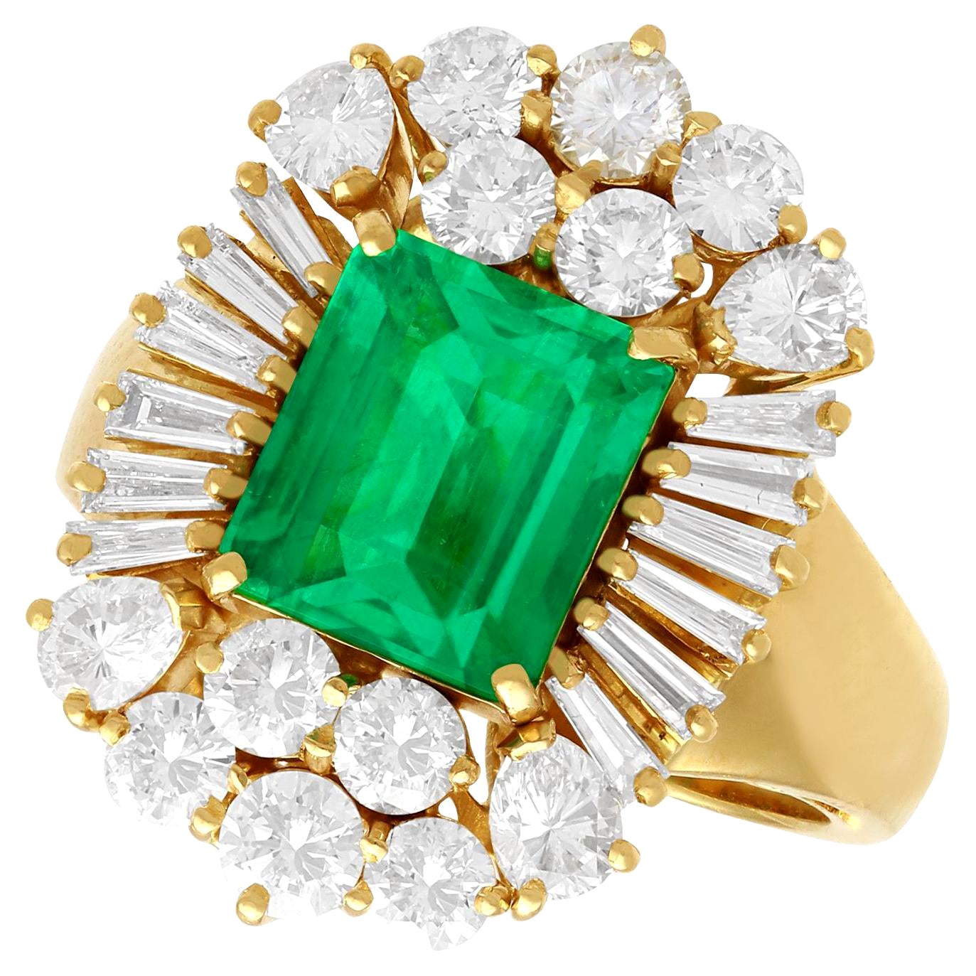 2.80 Carat Emerald and 2.75 Carat Diamond Yellow Gold Cocktail Ring For Sale