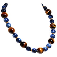 AJD Collier caractéristique de 20 pouces d'œil de tigre naturel et de Kyanite bleue