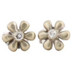 Retro Small White Gold Diamond Daisy Flower Earrings