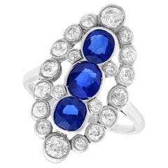 Bague cocktail marquise avec saphirs basaltiques de 1,77 carat et diamants de 1,86 carat
