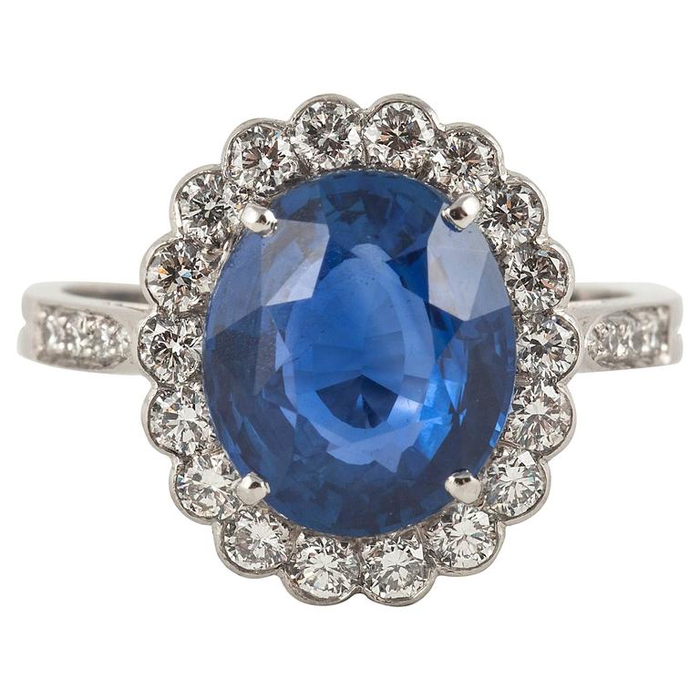 Natural Ceylon Sapphire and Diamond Platinum Engagement Ring For Sale ...