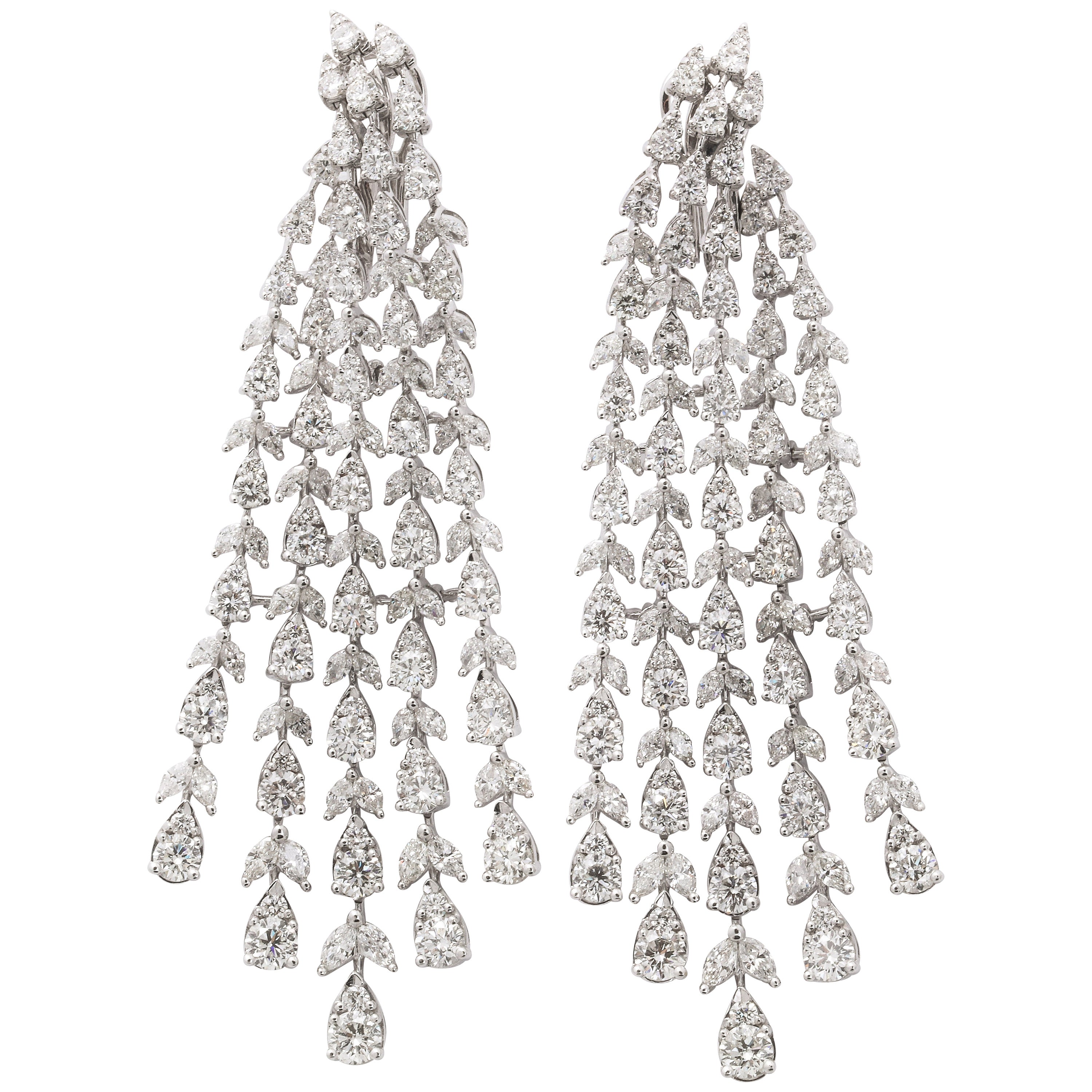 Diamond Chandelier Earrings For Sale at 1stDibs