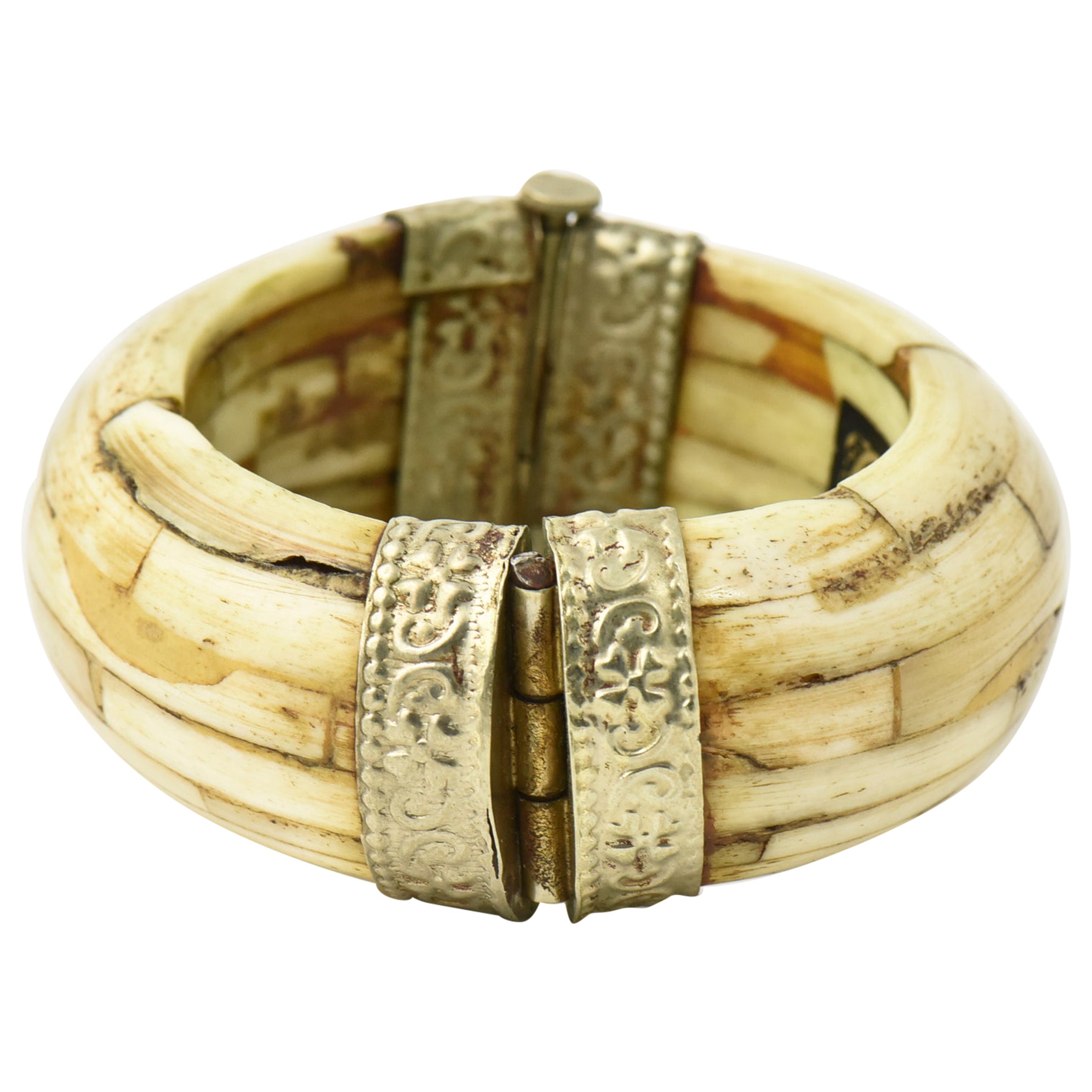 Wide Basket Weave Trellis Style Diamond Gold Hinged Bangle Bracelet For