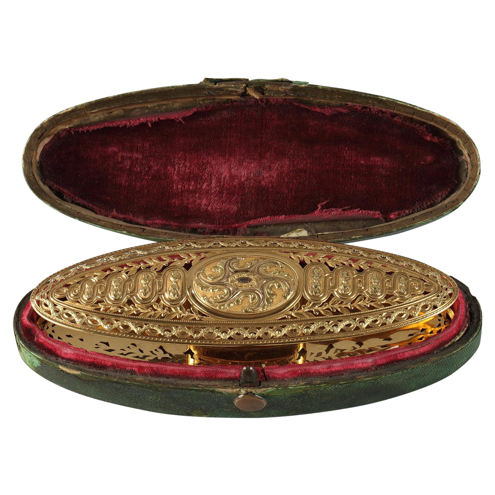 Large gold spool. louis xv period of Mathieu Coigny For Sale