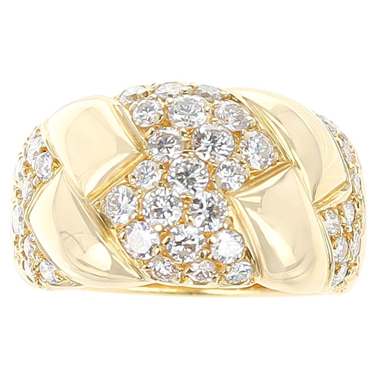 Van Cleef & Arpels Diamond and Gold Design Ring, 18K For Sale