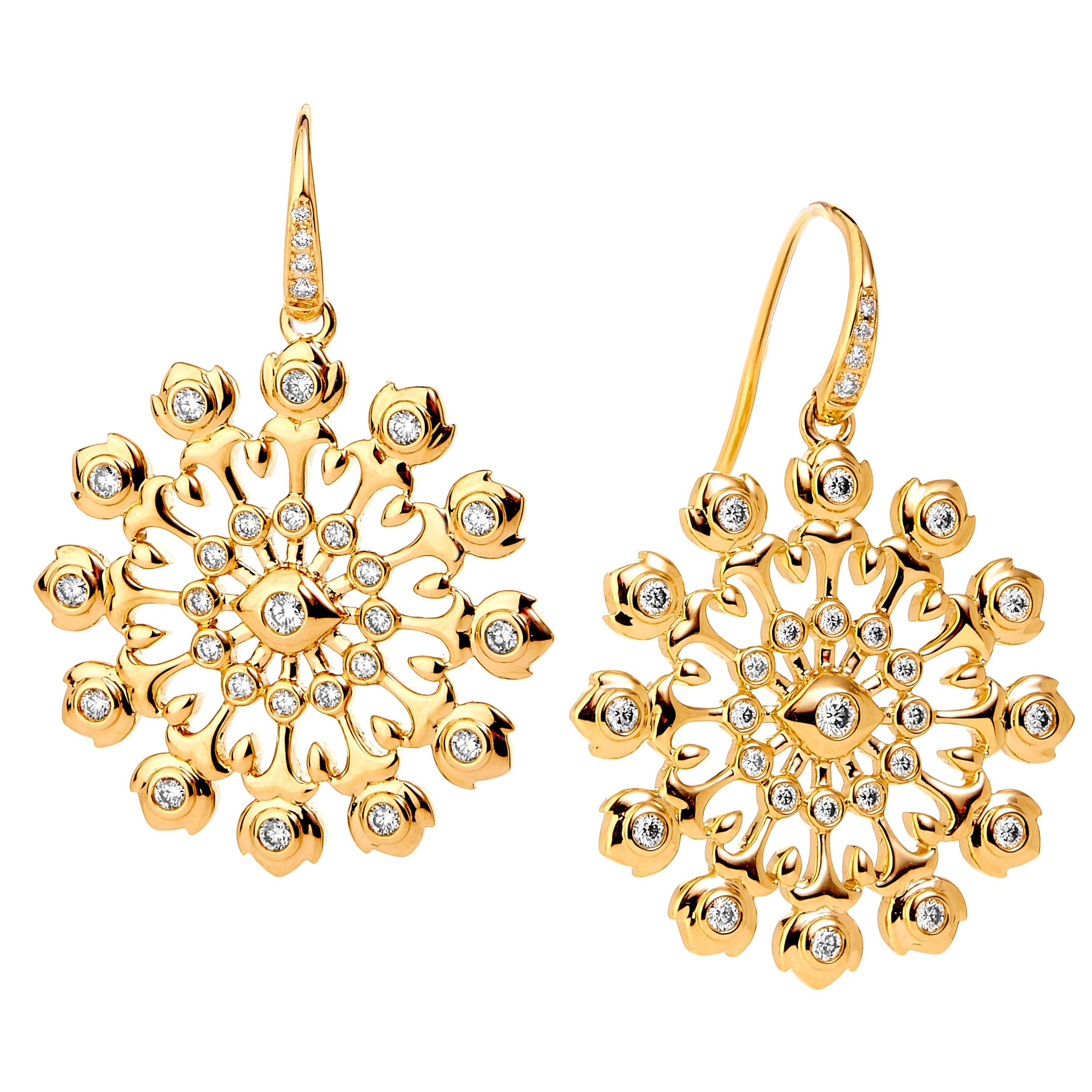 Syna Yellow Gold Earrings with Diamonds For Sale