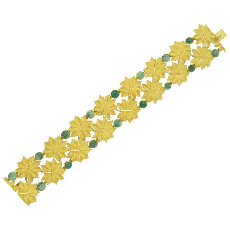 Impressive Buccellati Cabochon Emerald Gold Leaf Bracelet For Impressive Buccellati Cabochon Emerald Gold Leaf Bracelet For