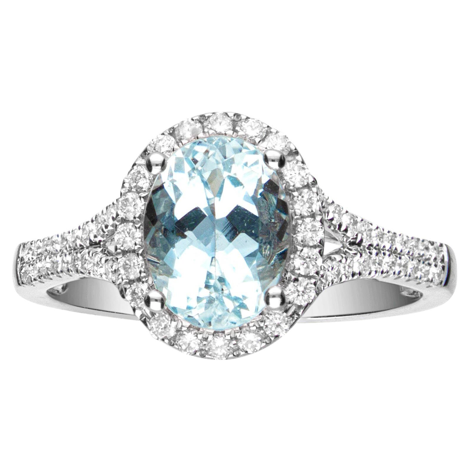 1.43 Carat Genuine Aquamarine and Diamond 14 Karat White Gold Ring