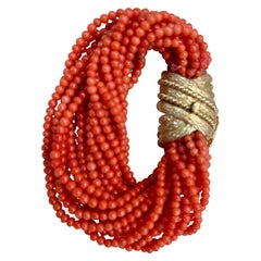 Natural Coral Multi Layer Bead Bracelet 18 Karat Yellow Gold Clasp Estate