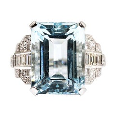 12.06 Carat Emerald Cut Aquamarine and Diamond 18 Carat White Gold Cocktail Ring