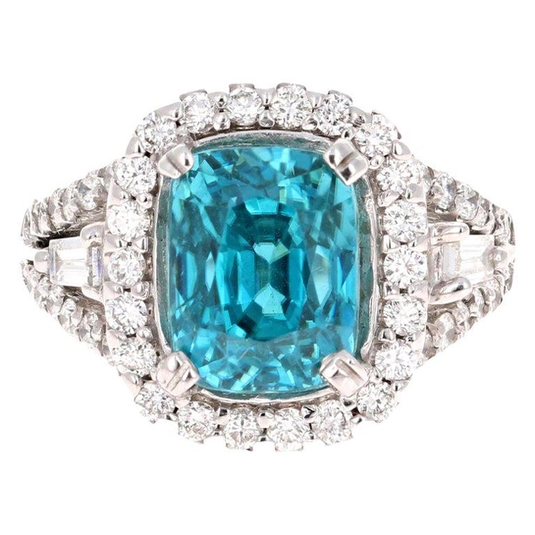 Bague de fiançailles en or blanc 14 carats avec zircon bleu de 8,85 carats et diamant