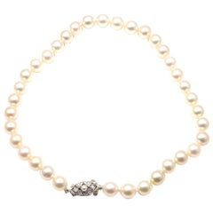 Retro Mikimoto Cultured Graduated Akoya Pearl Diamond Gold Necklace