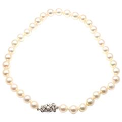 Mikimoto Cultured Graduated Akoya Pearl Diamond Gold Necklace 2