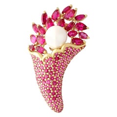 Vintage South Sea Pearl and 30.15 Carat Pink Tourmaline Yellow Gold Brooch