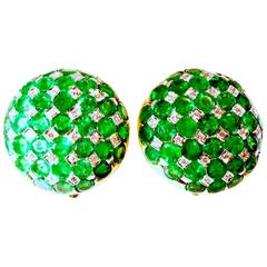 Pretty vivid green emerald diamond Gold earrings