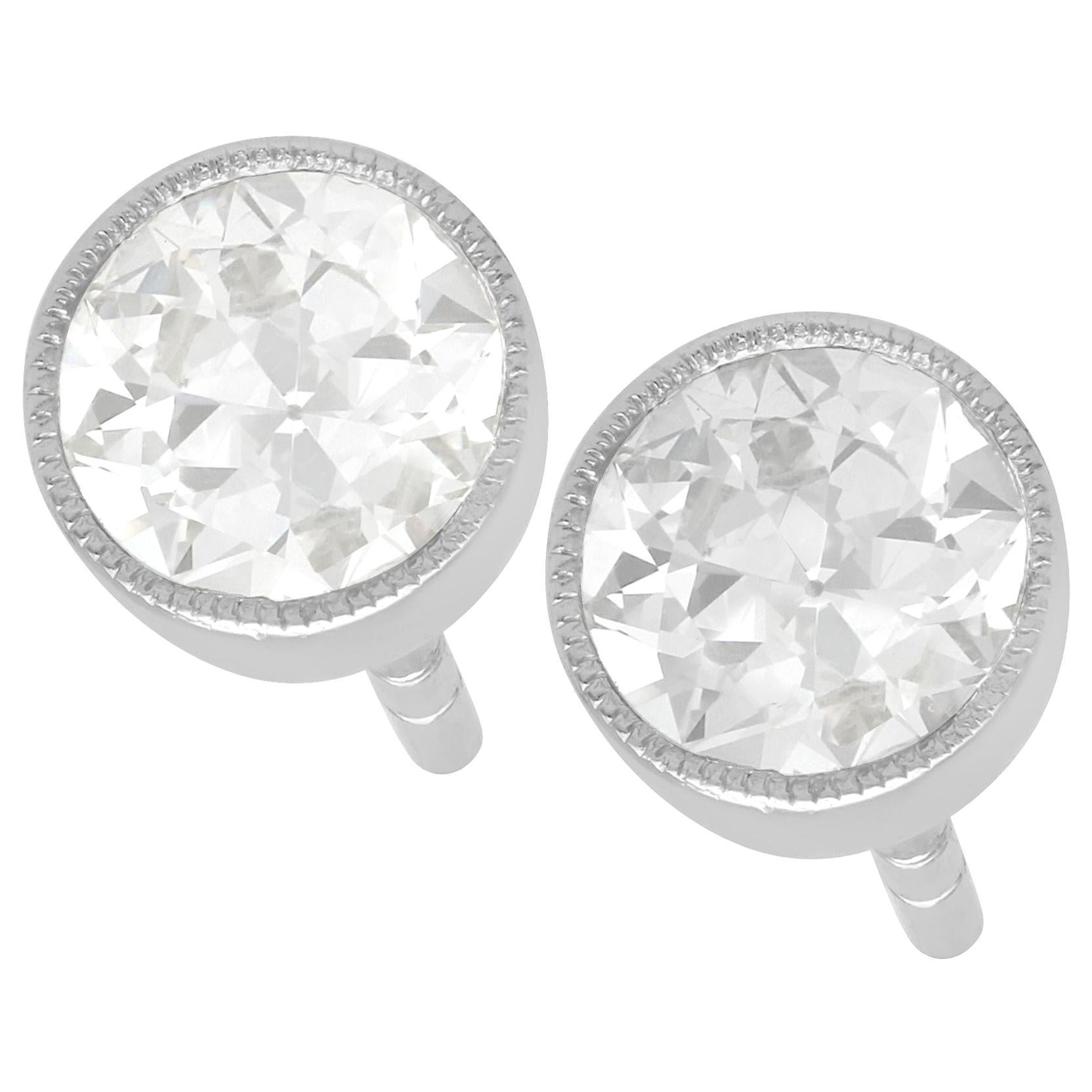 Round Diamond and White Gold Stud Earrings For Sale