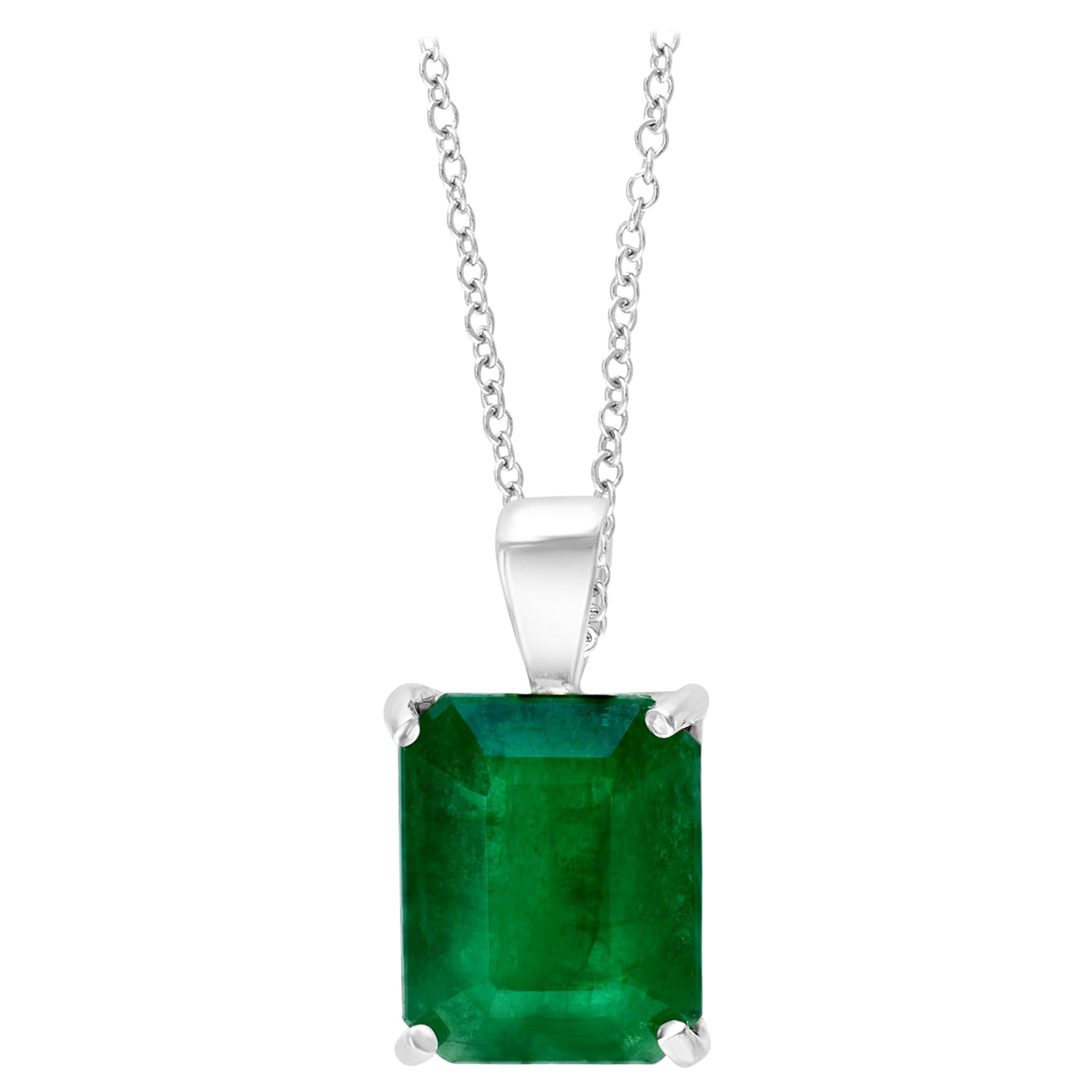 20.58 Carat Emerald Cut Aquamarine Gold Pendant Necklace at 1stDibs