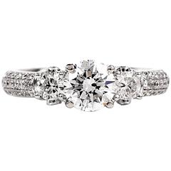 GIA Certified E-SI1 1.71 Carats Diamond Gold Engagement Ring 3