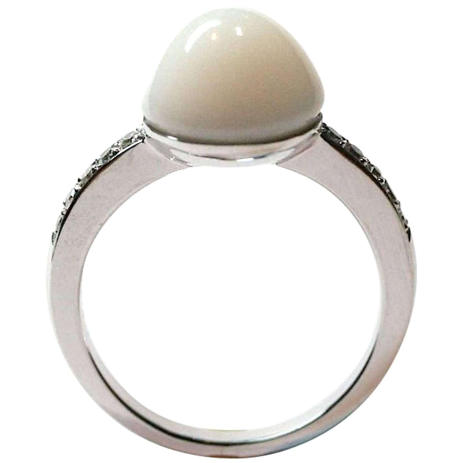 Button Pearl Diamond Gold Ring For Sale