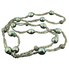 Collana di perle di Tahiti e diamanti neri