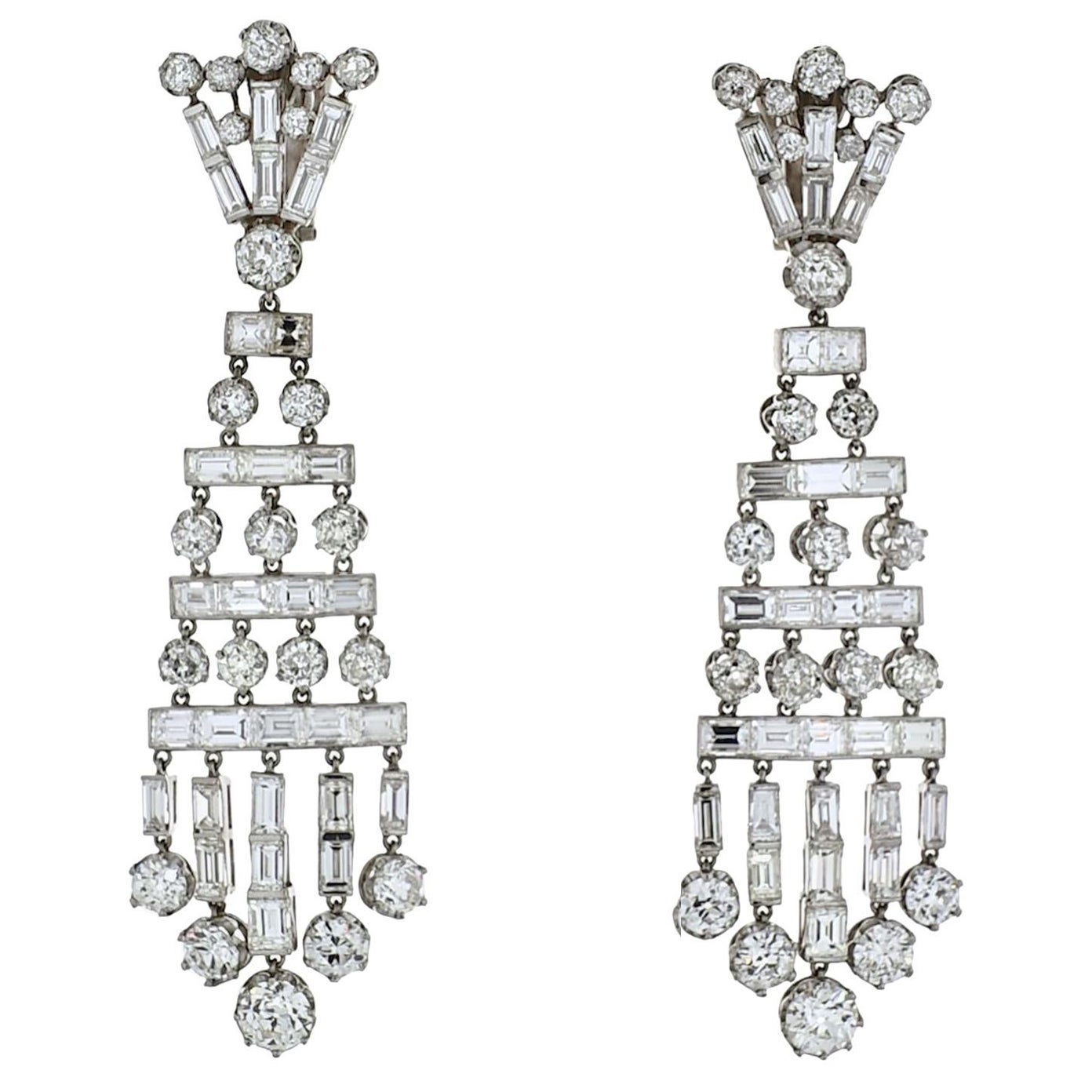 Platinum 26.50 Carat Chandelier Hanging Old Cut Diamond Earrings