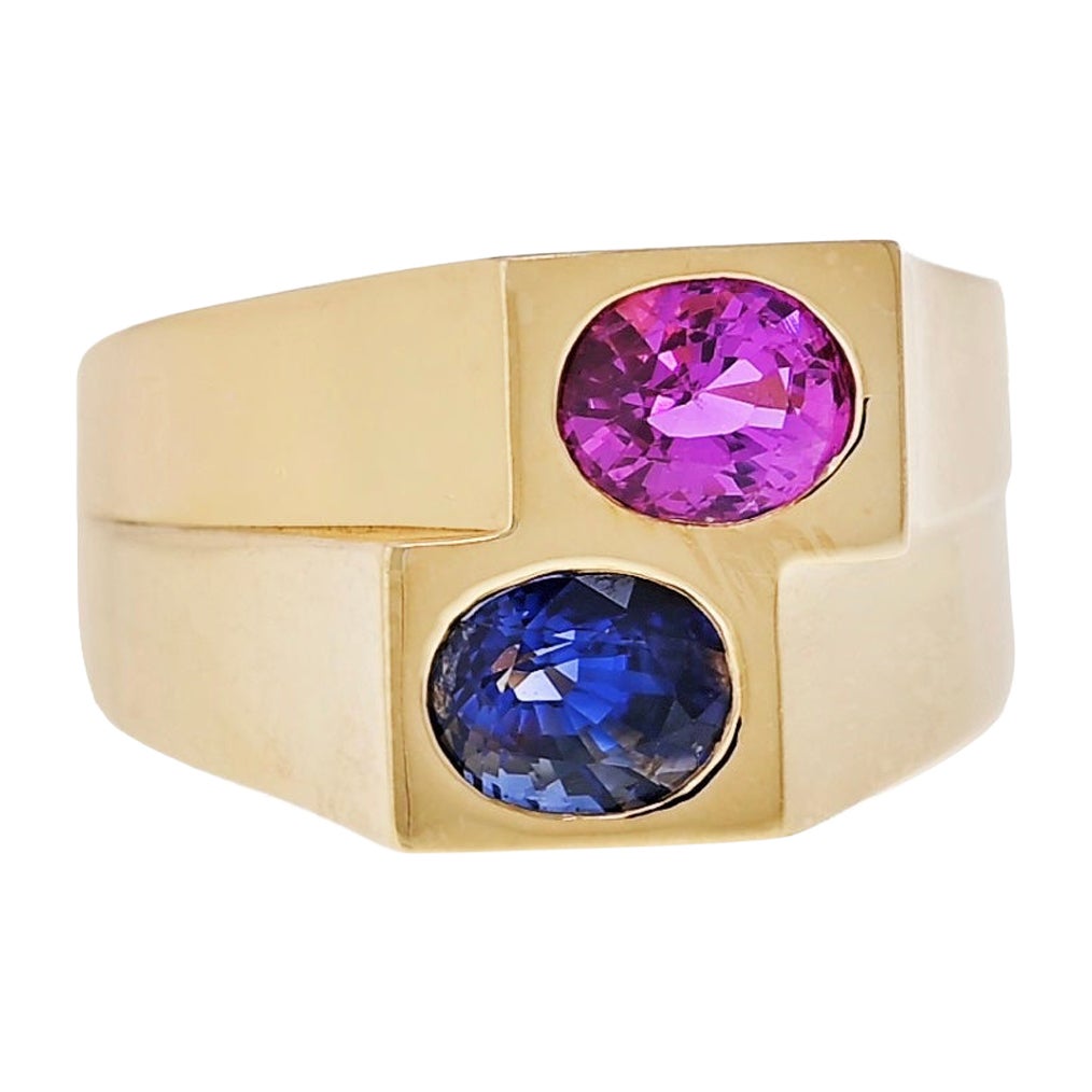 GIA Certified 3.85 Carat Oval-Cut Blue/Pink Ceylon Sapphire Toi Et Moi 18K Ring For Sale
