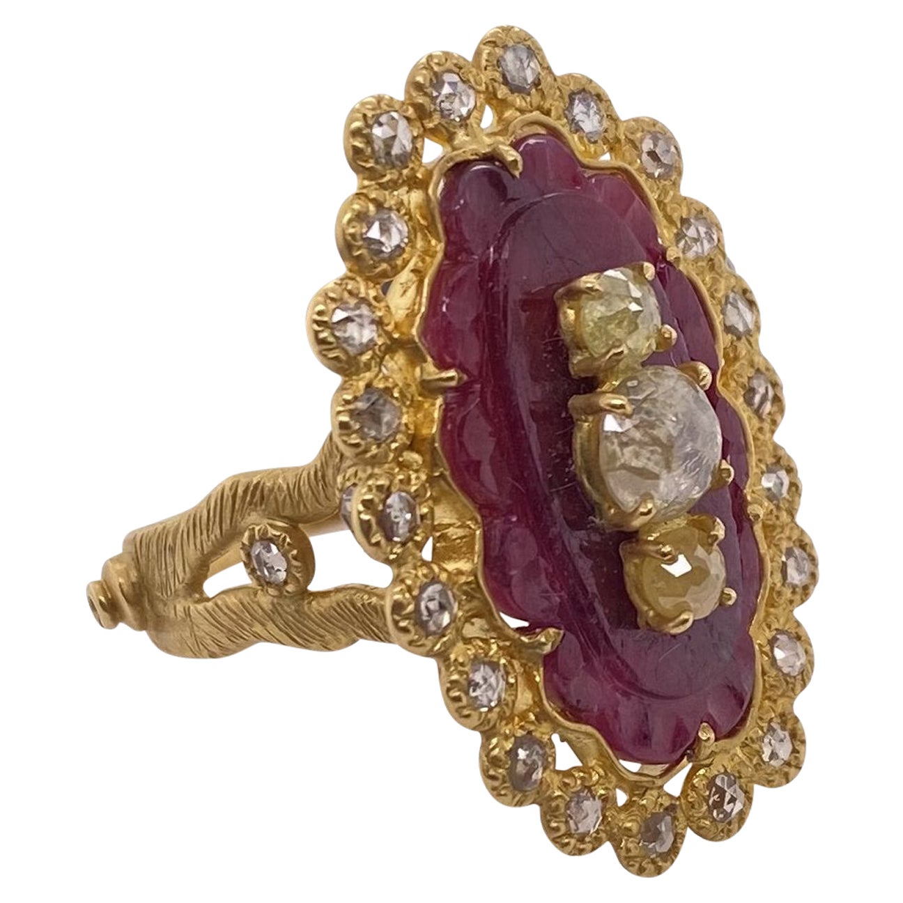 Big Carved Ruby Sunshine Gold Ring with 0.58 Carat Diamonds