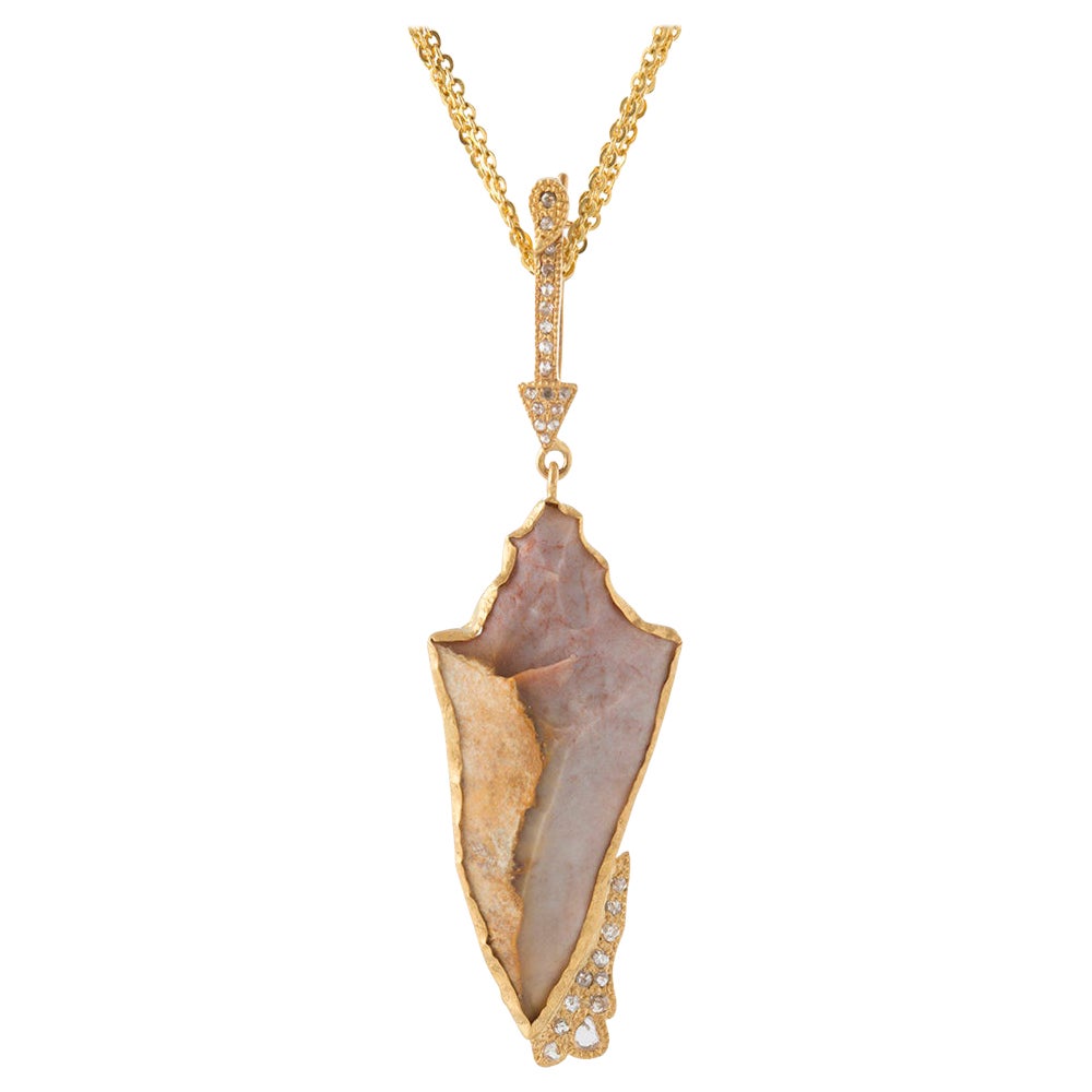 Arrowhead Pendant in 20K Yellow Gold with 16.00 Carat Agate and Diamonds For Sale