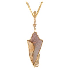 Arrowhead Pendant in 20K Yellow Gold with 16.00 Carat Agate and Diamonds
