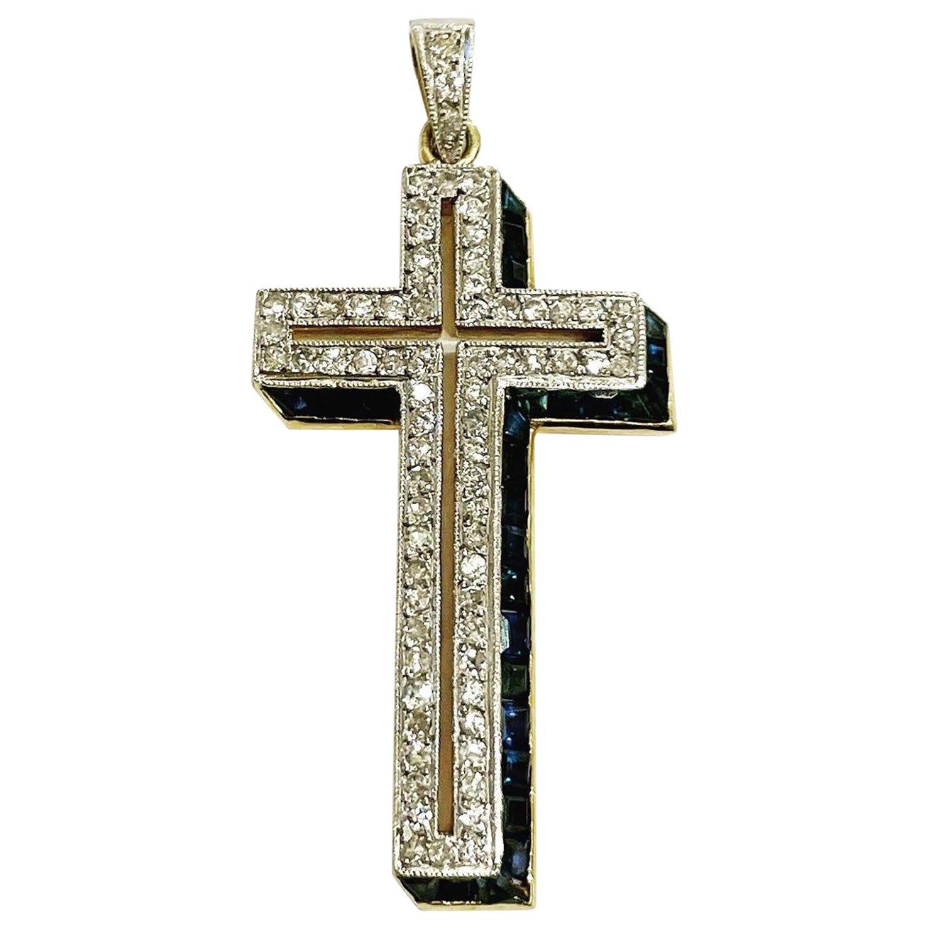 Art Decó Diamond and Sapphire Platinum 18 Karat Yellow Gold Cross Pendant