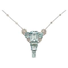 Great Aquamarine Diamond Gold Pendant Necklace 9