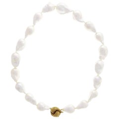 Peter Suchy Chinese Freshwater Baroque Pearl Gold Necklace