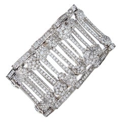 Bracelet semi-rigé en or blanc 18 carats avec diamants