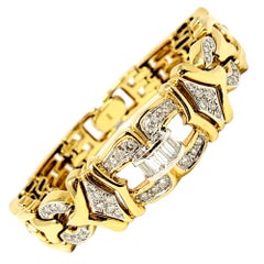 Unique Round and Baguette Natural Diamond Link Bracelet 18 Karat Yellow Gold