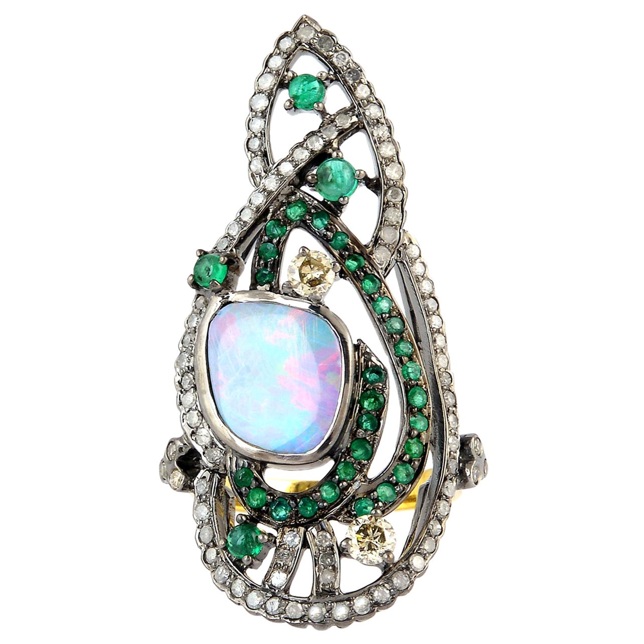 Langer Ring mit Smaragd, Opal und Pavé-Diamanten aus 18 Karat Gold und Silber