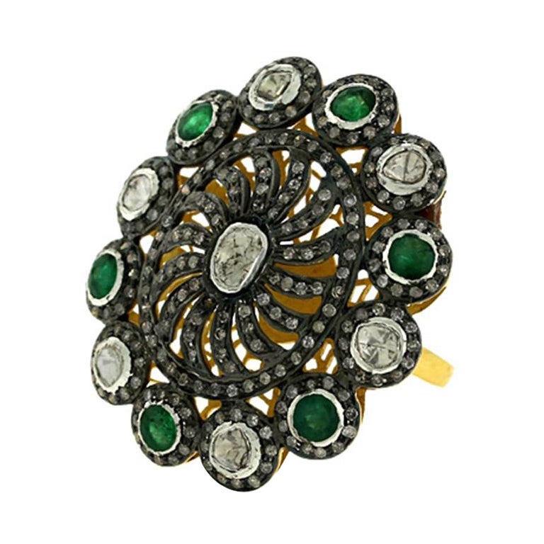 Flower Shaped Round Ring in 18k Gold with Diamonds & Emerald Stones For Sale