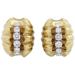 Iconic Retro Diamond Gold Open Shell Earrings