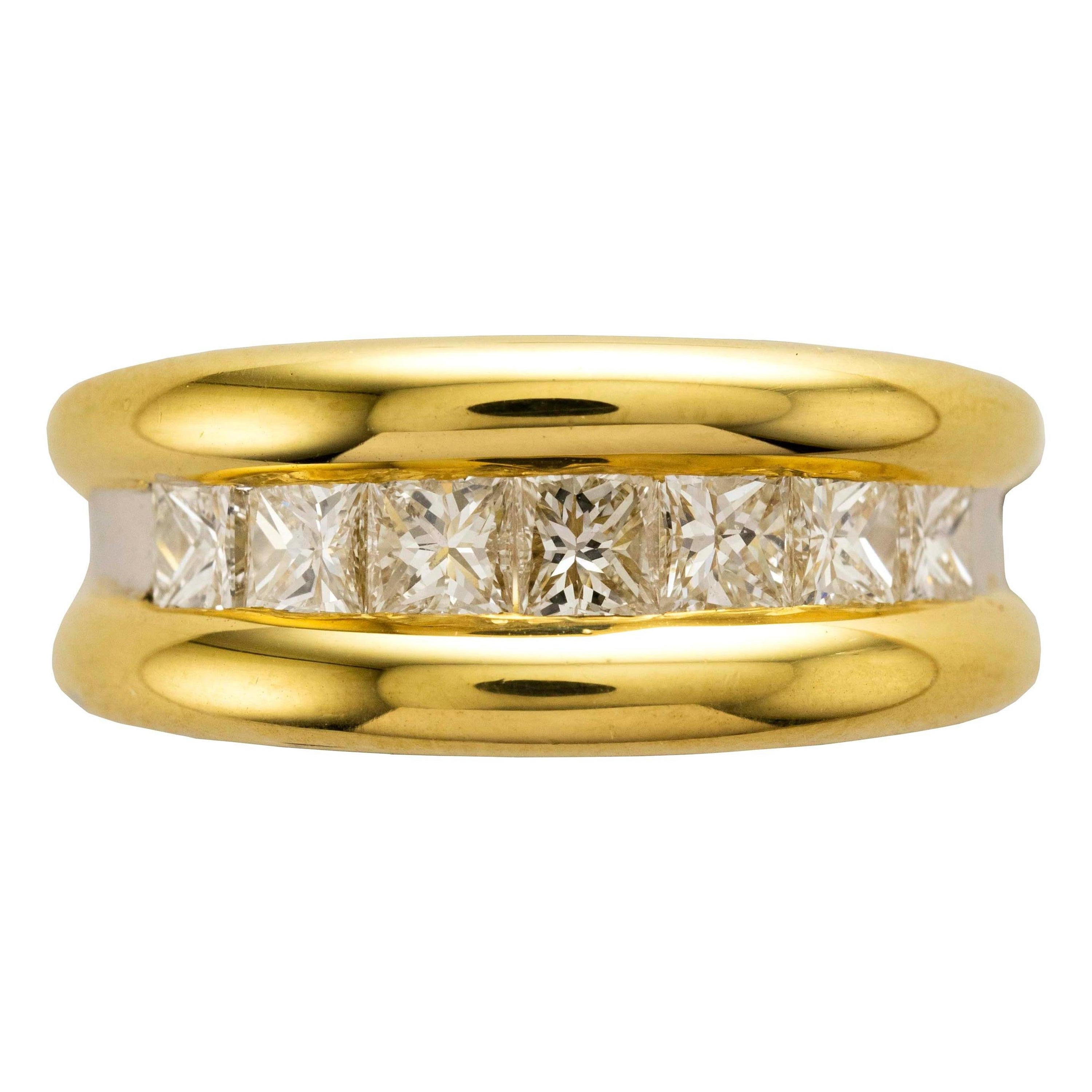 Princess Cut Diamonds Ct 1.58 and 18 Karat Two Tone Gold Band Ring For Sale