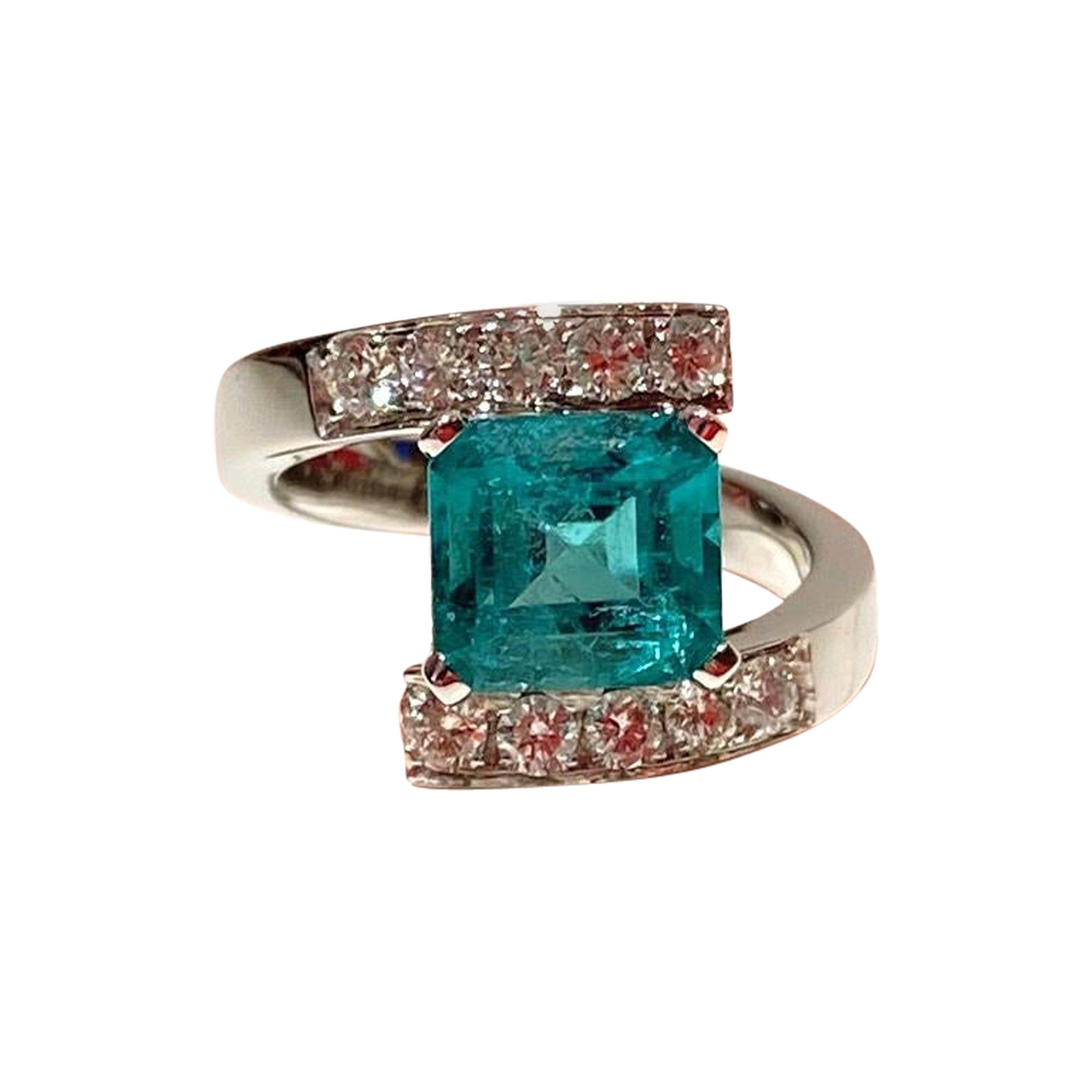 IGN Certified 2.10 Carat Emerald 18K Gold 0.56 Carats White Diamonds Ring