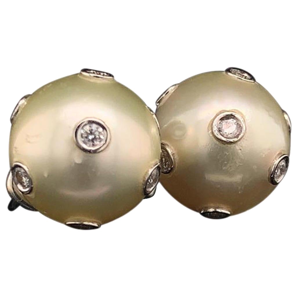 Boucles d'oreilles en or 14 carats avec diamants et perle des mers du Sud certifiée 11,3 mm
