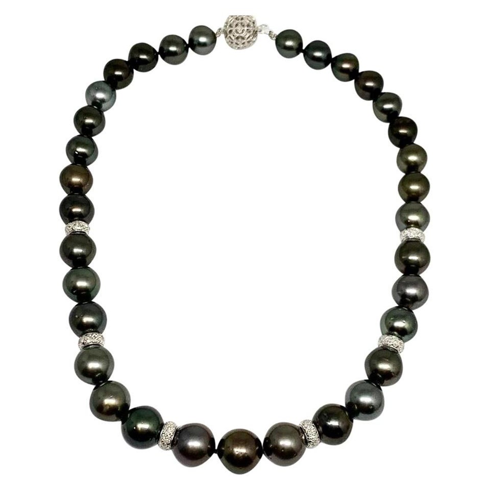 Diamond Tahitian Pearl 18k Gold Necklace Certified For Sale